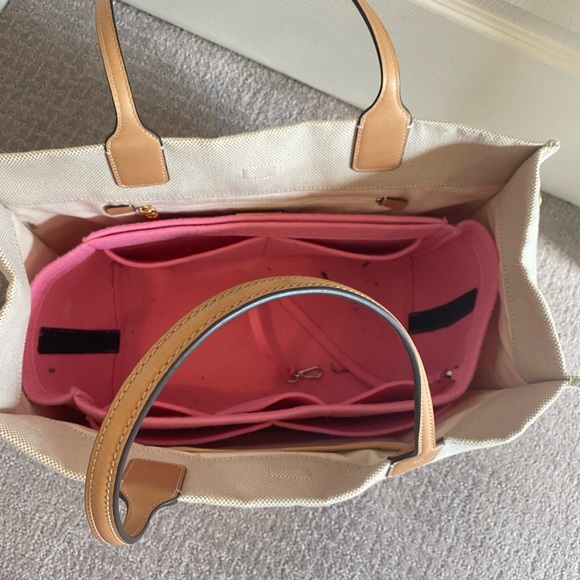 Tory Burch Ella Tote - Picture 6 of 11